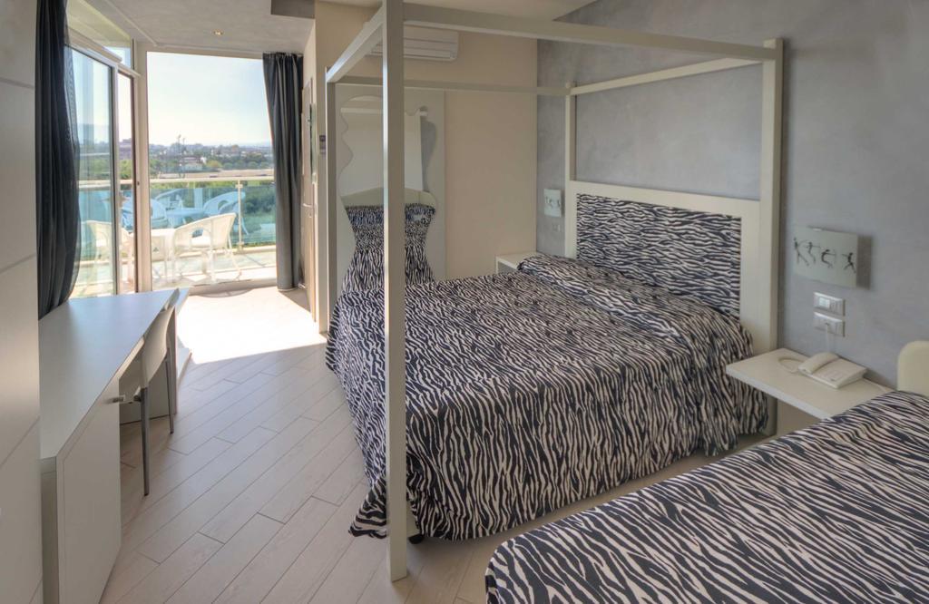 Hotel Sydney San Benedetto del Tronto Værelse billede